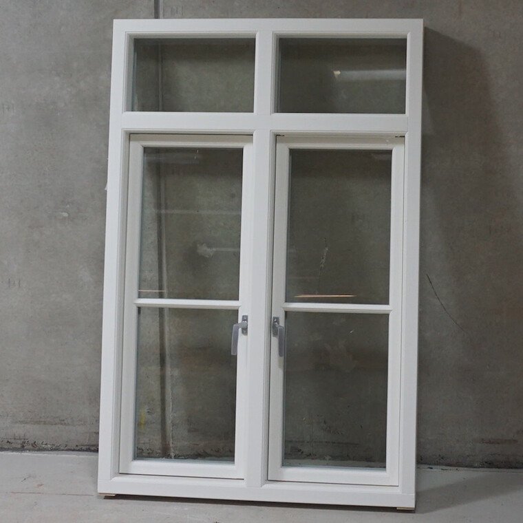 Dannebrogsligende vindue fra Arlanga, Sidehængt, Hvid