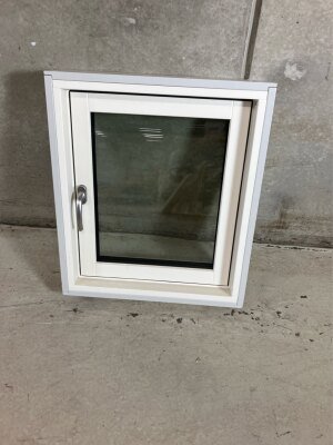 Dreje-kip vindue, 60x70cm