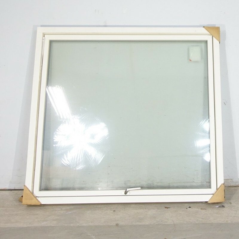 Topstyret vindue fra Outrup, 3-Lags glas, Træ, Hvid 139,5 X 130 