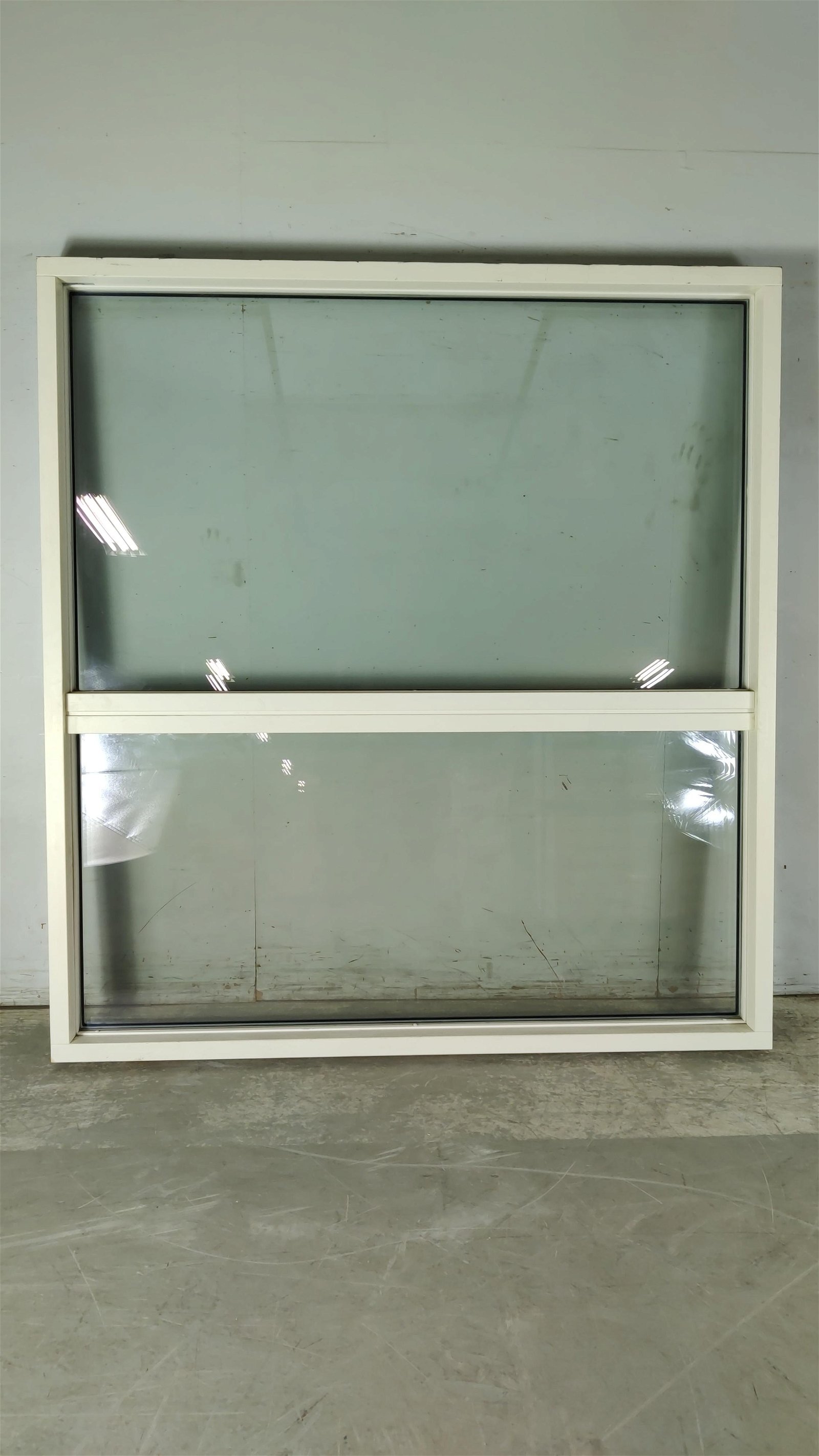 Antage universitetsområde Pearly Fastkarm vindue fra Velfac, Klar glas, Træ/alu, G60 granit antracit | 016381