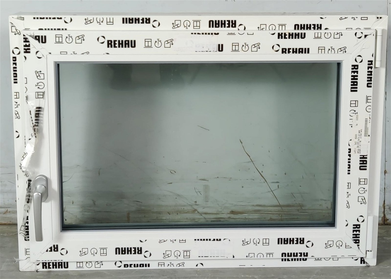 Drejekip vindue fra Arlanga, 3 lags klar glas, Pvc, Hvid 88,5 X 63 